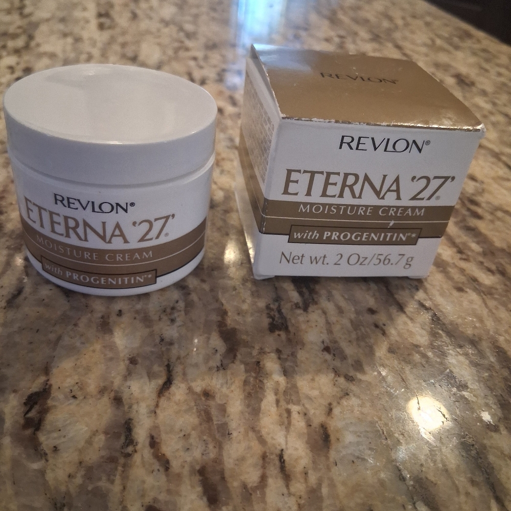 Revlon Eterna 27 Moisture Cream with Progenitin 2 oz New in Box